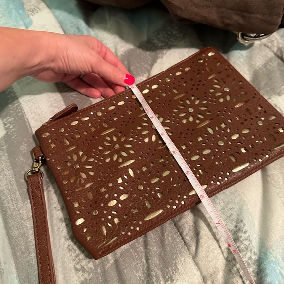 Brown Wristlet - Picture 6 of 6